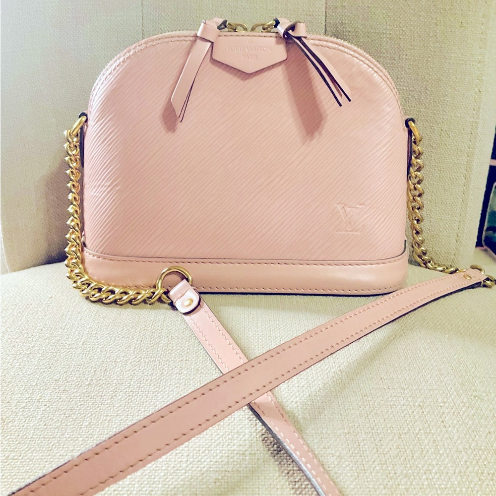 Louis Vuitton Alma Epi Pink Shoulder Crossbody Chain Bag Ballerine Rose Mini